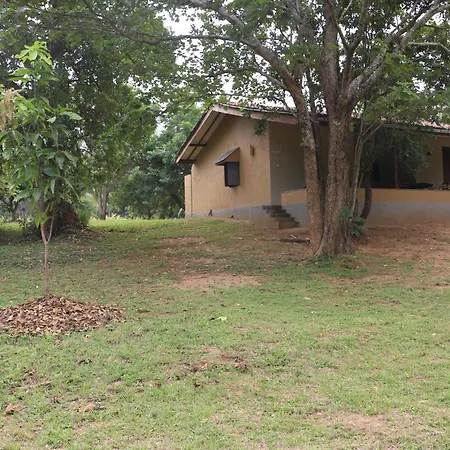 Wildescape, Yala Blocks 3 & 5 Villa Buttala Exterior photo