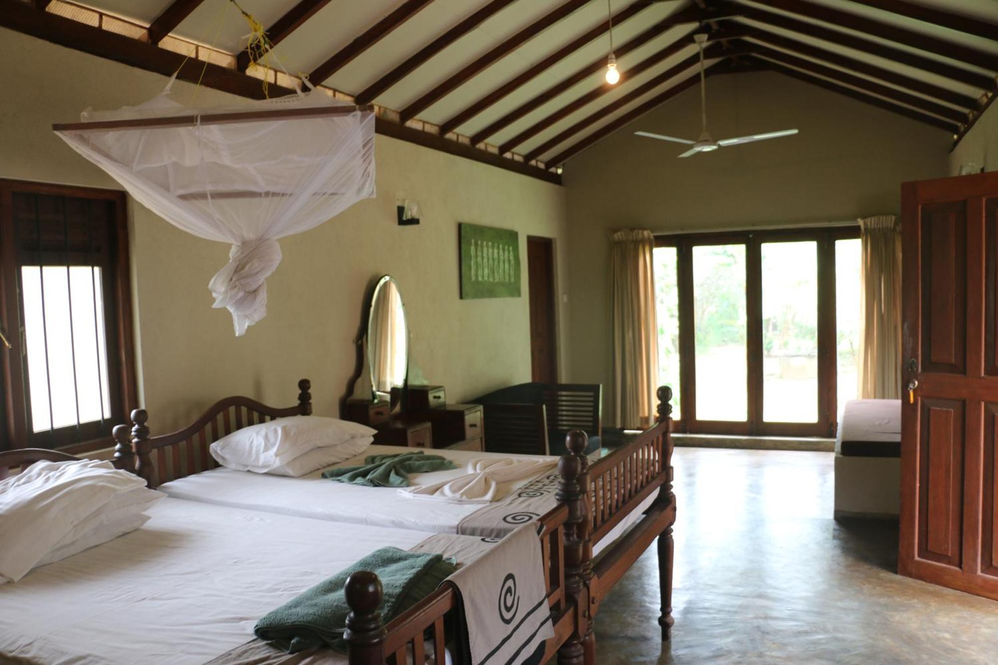 Дерев'яний котедж Wildescape, Yala Blocks 3 & 5 *